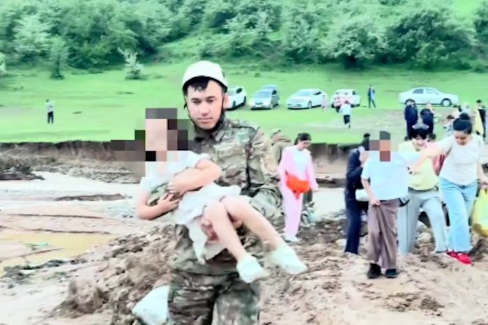 В Туркестанской области из-за осадков смыло мосты, эвакуированы люди