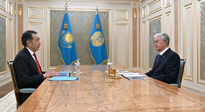 Токаев обсудил с Сагинтаевым приоритеты Казахстана в ЕАЭС