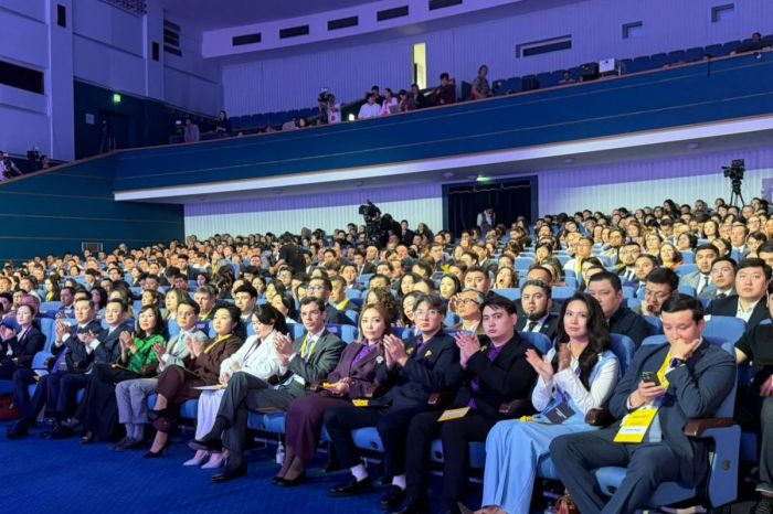 В Астане прошёл съезд пропрезидентской партии ​«Әділет»