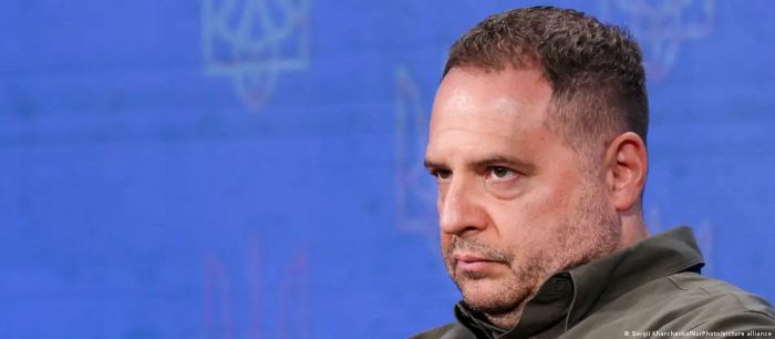 В Украине Ермака подозревают в отмывании 460 млн гривен