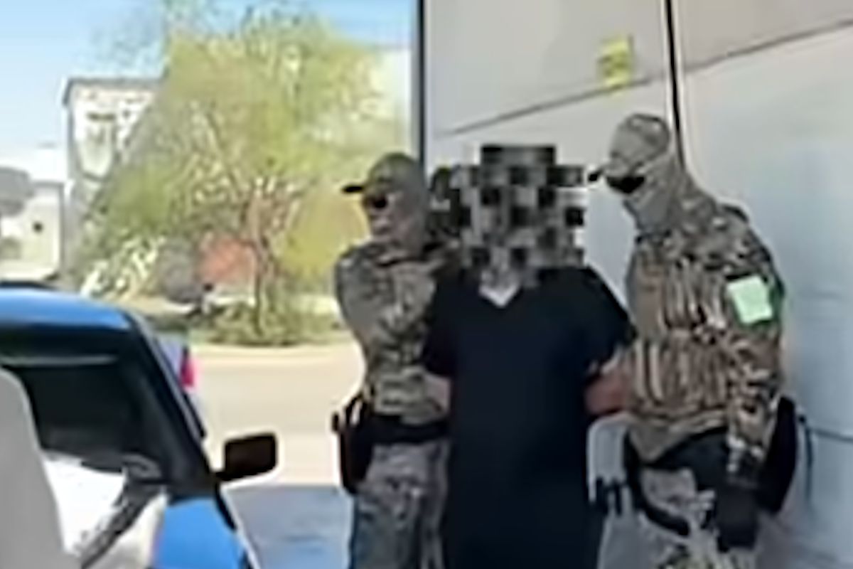 скриншот видео Polisia.kz