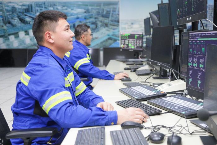 КазМунайГаз внедряет ИИ для предотвращения сбоев на НПЗ