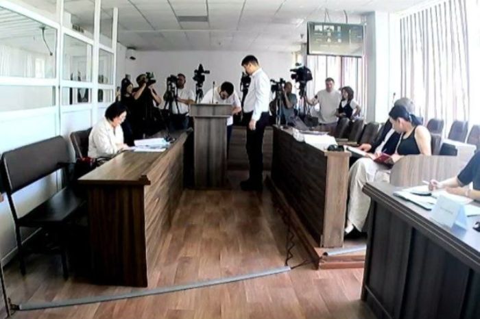 Смертельное ДТП на Аль-Фараби: все семьи погибших отказались от претензий к водителю