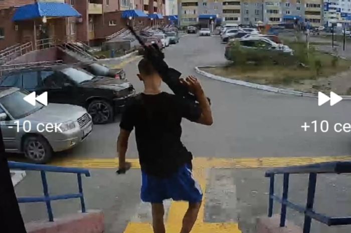 Пьяный мужчина застрелил собаку бывших родственников в Семее 