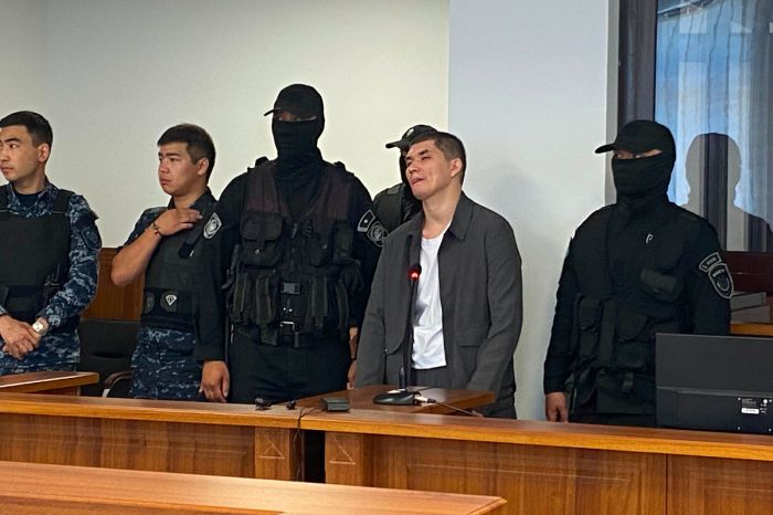 «Я не считаю, что убил невиновных»: Сарсемалиев продолжил давать показания в суде