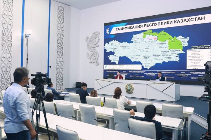 Казахстан закупит еще 3 млрд кубометров газа из России