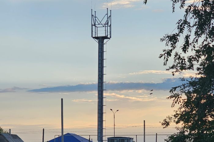 В Индерском районе два года не могут запустить вышку мобильной связи