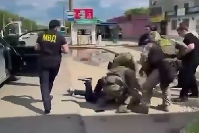 Угрожал слить интимные видео: мужчину задержали в Актобе