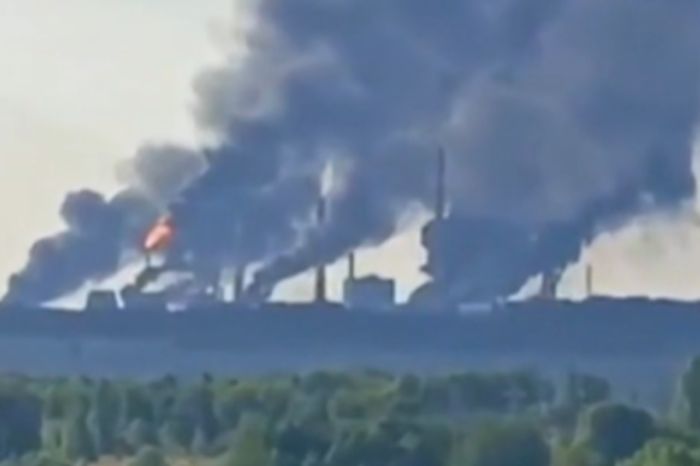 Атаки на НПЗ в Саратовской области и Татарстане подтвердили в Киеве
