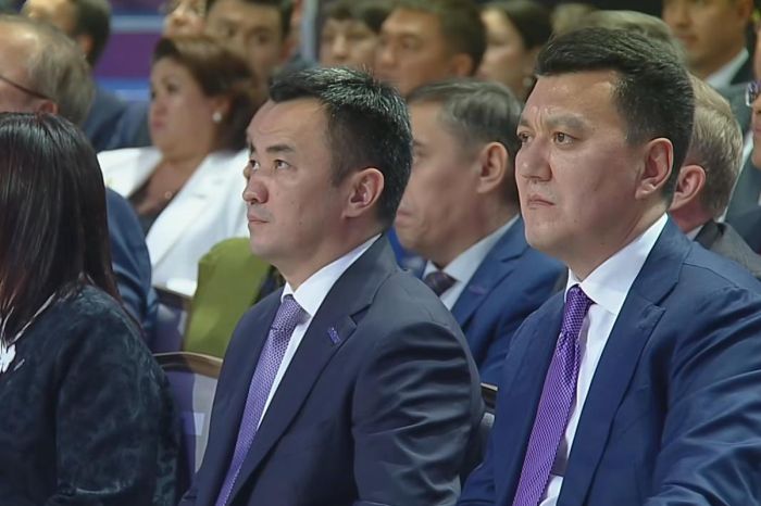 Партия «Әділет» утвердила список из 186 кандидатов в депутаты Курултая