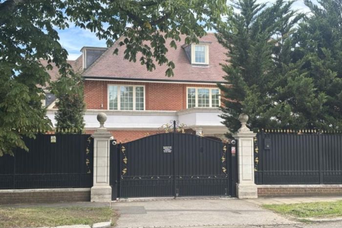 В Великобритании заморозили лондонский особняк, ранее принадлежавший Нурали Алиеву
