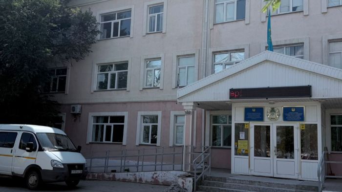 Школа с запахом мышей: жители Талдыколя требуют срочного капремонта