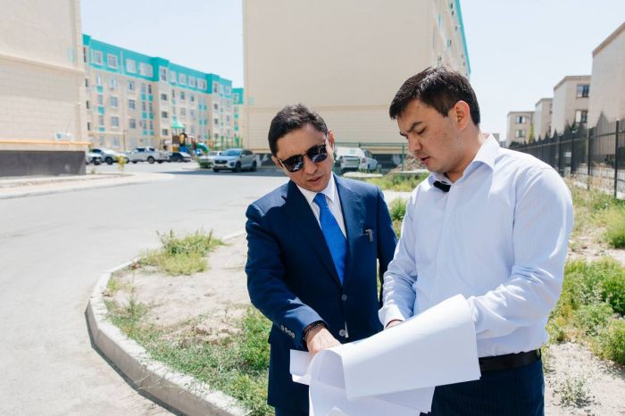 Акчулаков поручил решить проблемы с инженерными сетями в жилых комплексах Атырау