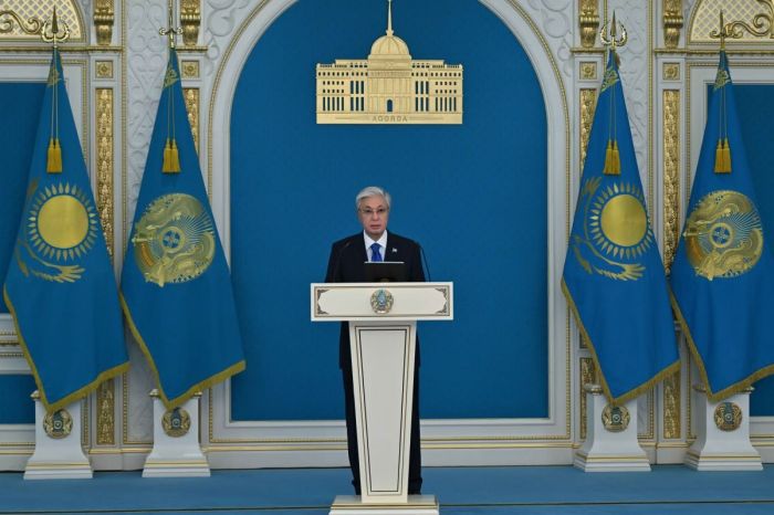 Касым-Жомарт Токаев поздравил казахстанцев с Днем Абая