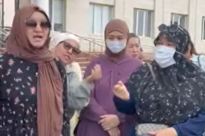 Алгоритм решил «нет»: многодетным семьям Атырау отказали в помощи перед школой