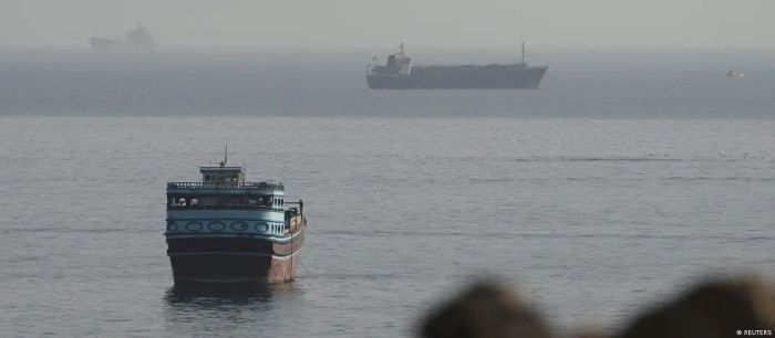 ​США тайно создали коридор в Ормузском проливе для вывоза нефти