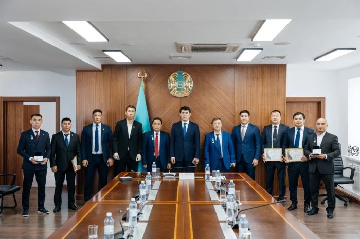 В Атырау наградили лучших спортсменов и тренеров региона
