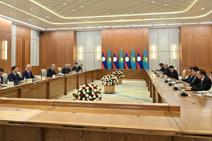 Казахстан предложил Лаосу новые маршруты для выхода на рынки Европы