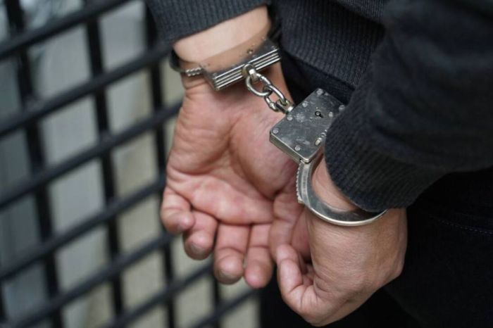 Задушил 16-летнюю девушку и сбросил тело в канал: убийце дали 20 лет