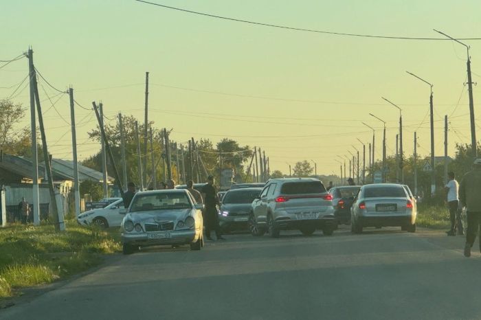 Ребёнок погиб под колёсами Mercedes в Акмолинской области