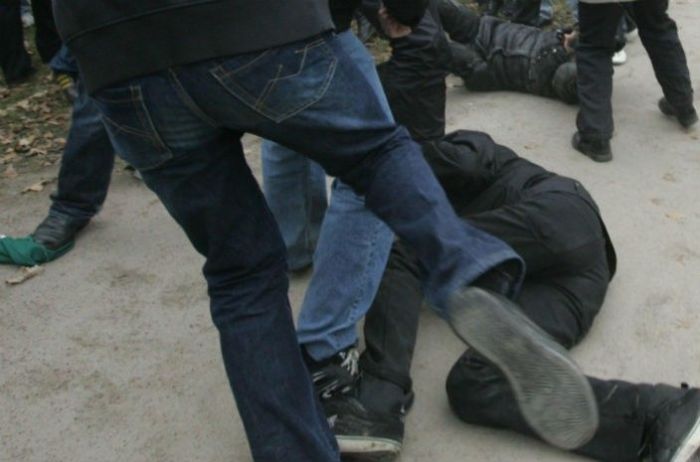 Драка между школьниками закончилась гибелью 15-летнего подростка