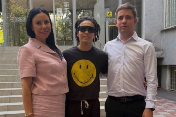 «Из потерпевшей — в обвиняемые»: как певица BikaBreezy доказывала свою невиновность после драки с соседом