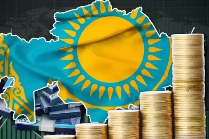 Единовременные выплаты ко Дню Республики: кто и сколько получит в Атырауской области