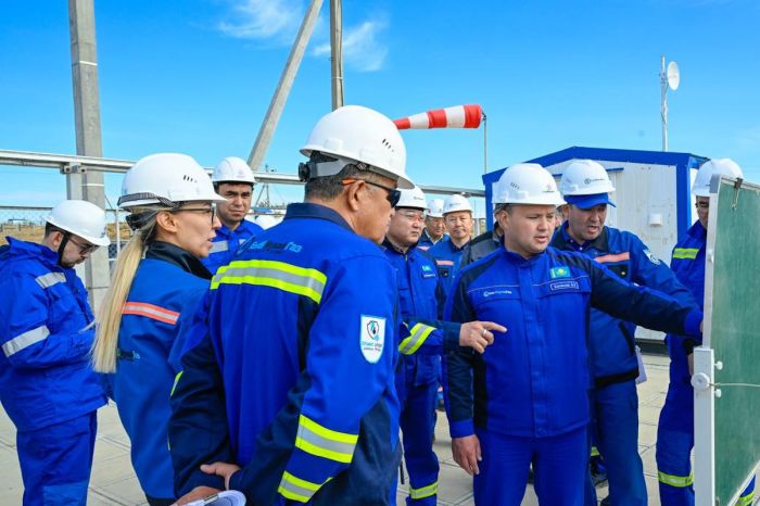 Глава КМГ посетил объекты «Эмбамунайгаза» и поручил ускорить ключевые проекты