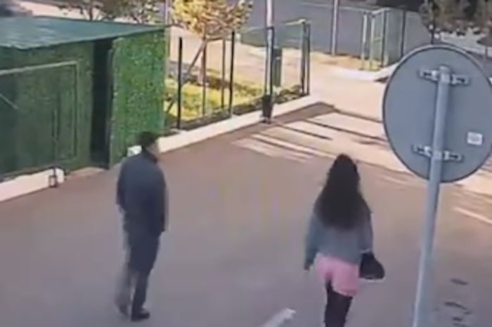 В Астане мужчину наказали за преследование женщины