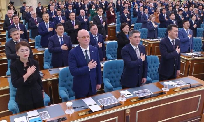 Касым-Жомарт Токаев начал выступление с Посланием народу Казахстана