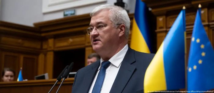  Зеленский готов обсудить с Путиным вопрос территорий — МИД Украины
