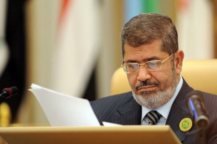 Отстраненный от власти президент Египта взят под стражу