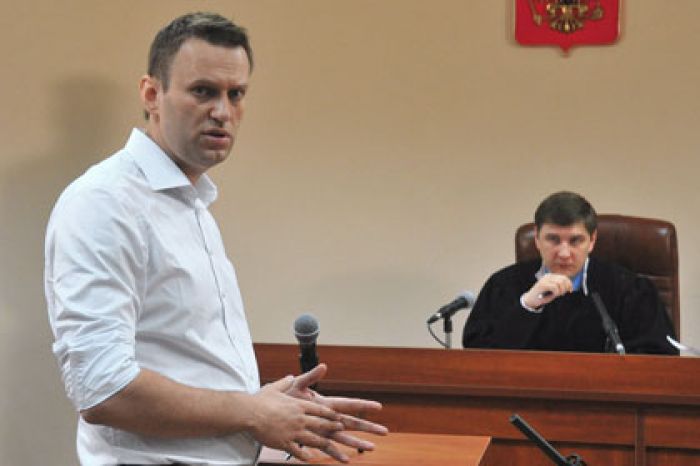 Прокурор потребовал приговорить Навального к шести годам