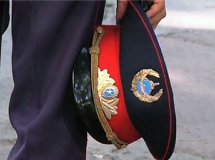Выпившие полицейские стали участниками групповой драки в Алматы