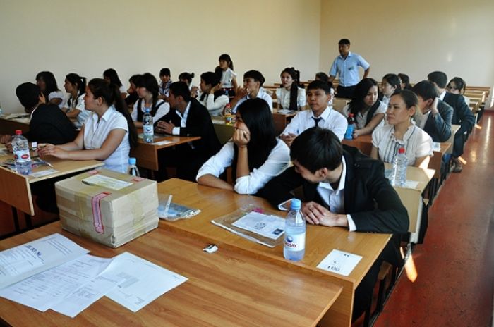ЕНТ в Казахстане отменят к 2015 году