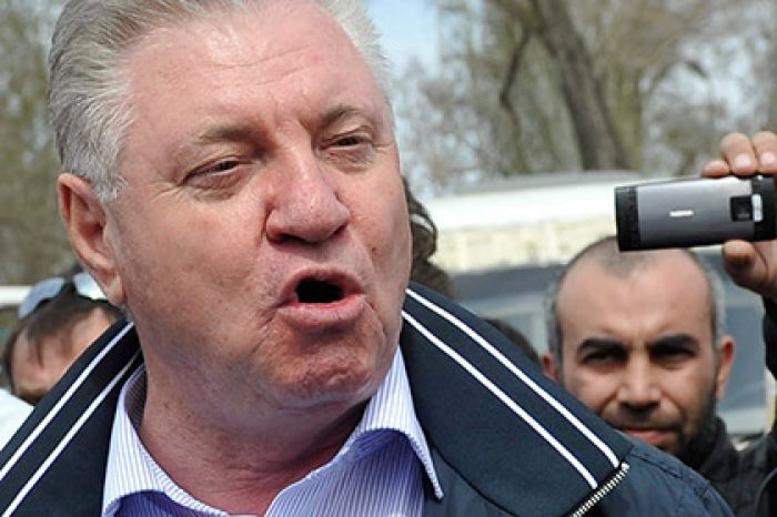 Мэра Астрахани заподозрили в 200-миллионной взятке