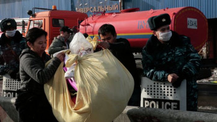 Факты мародерства были пресечены во время пожара на рынке в Алматы – ДВД