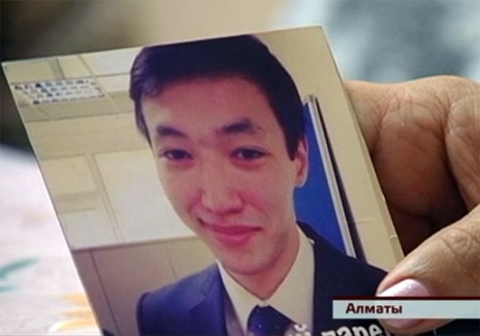 Родители погибшего в громком ДТП в Алматы пожаловались на "прессинг"