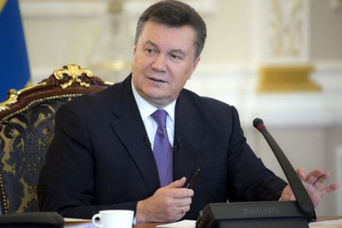Янукович велел наказать авторов соглашения с ЕС