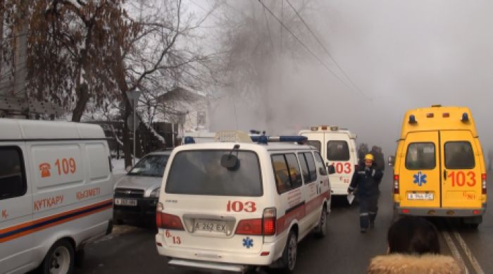 Очередная авария на теплотрассе произошла в Алматы 