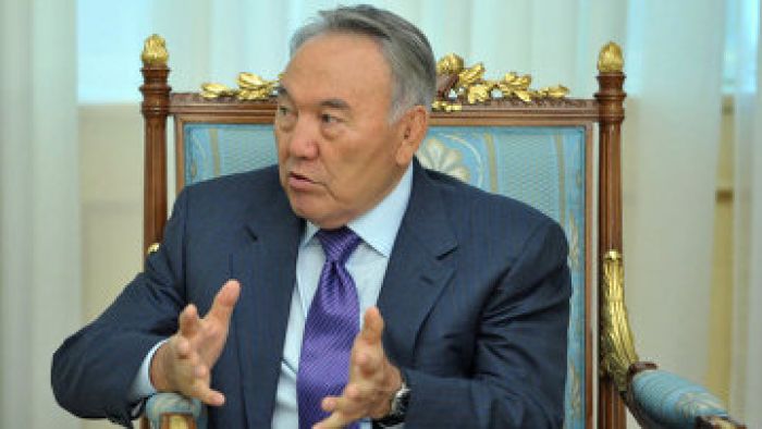 Правительство Казахстана должно работать круглосуточно, не покладая рук - Назарбаев