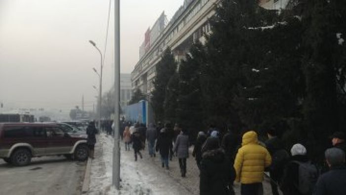 Очередной митинг против девальвации прошел в Алматы, задержаны три человека Алматы митинг