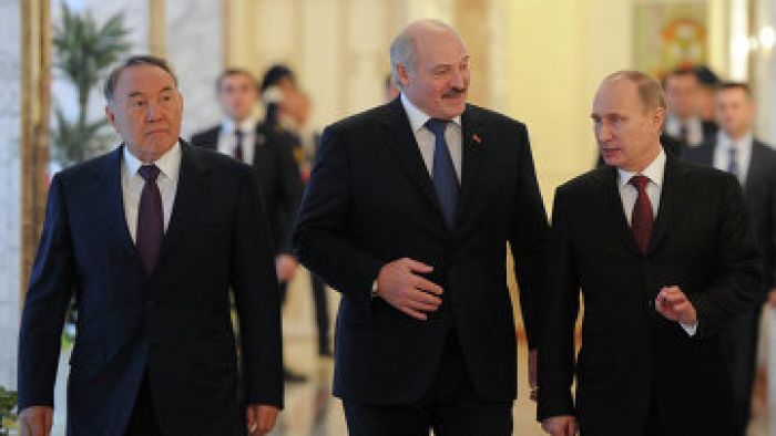 Путин, Назарбаев и Лукашенко обсудили ситуацию в Украине