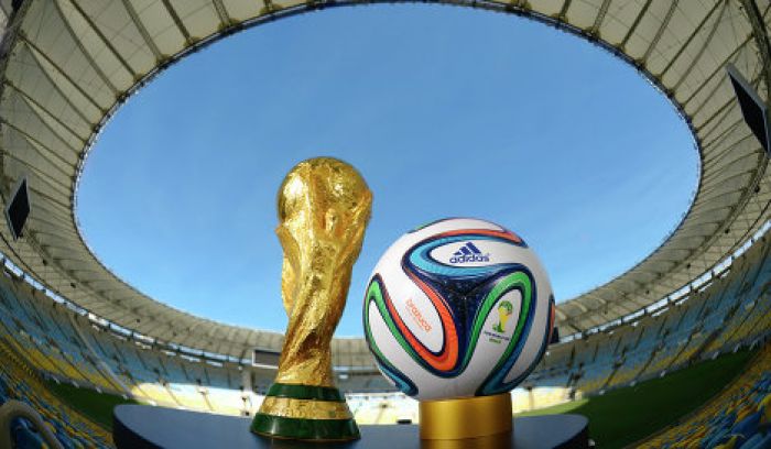 Все матчи ЧМ-2014 по футболу покажут три казахстанских телеканала