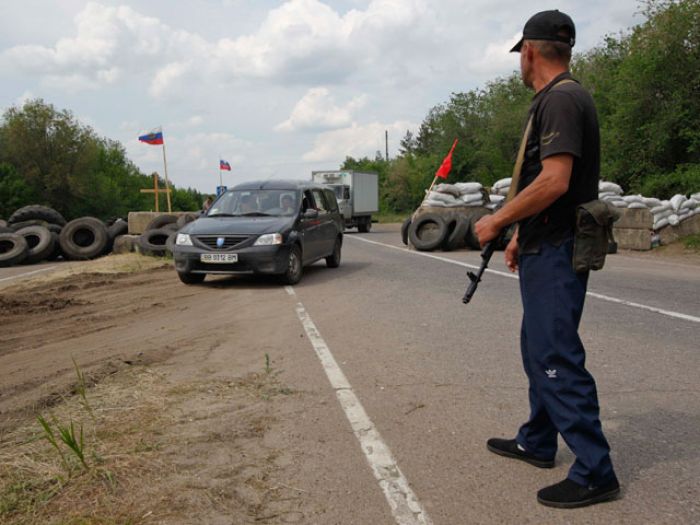 "Луганская народная республика" объявила о введении военного положения: в регионе идут бои