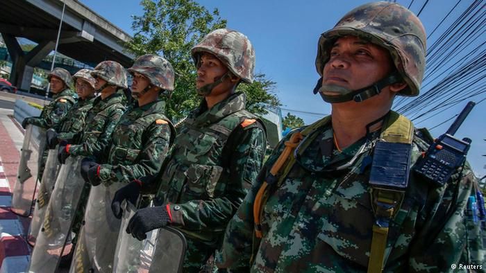 Военные запретили покидать Таиланд ключевым политикам