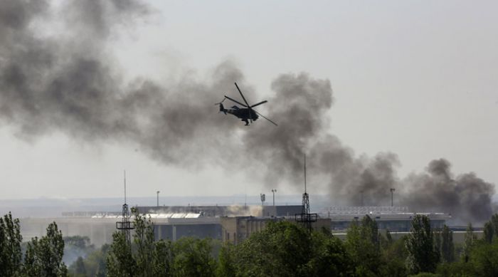 Власти Украины: аэропорт Донецка под контролем военных