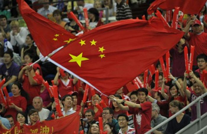 Болельщики в Китае массово скупают фальшивые больничные справки, чтобы следить за ЧМ-2014