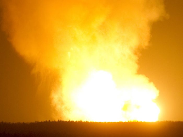 В Украине на газопроводе, доставлявшем газ из России в Европу, произошел взрыв