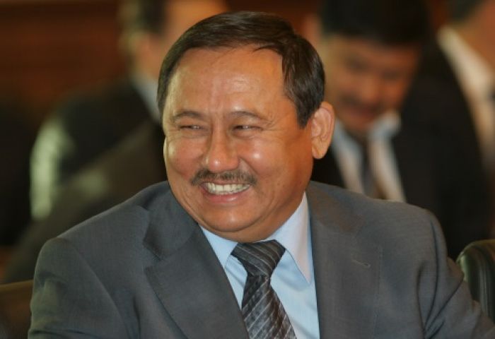 Казахстан теперь независим в космической связи - Мусабаев